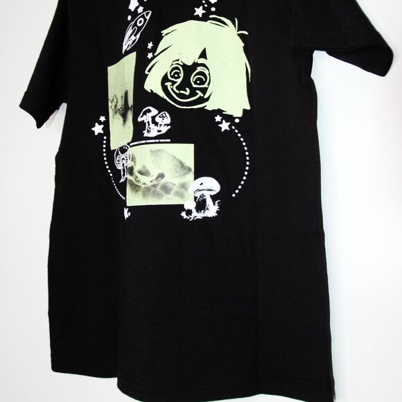 BNWT AW21 RAISED BY WOLVES NICE TRIP TSHIRT S - Picture 7 of 11